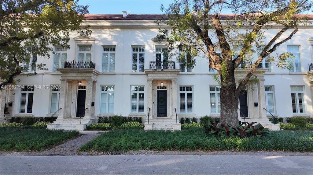 641 Almeria Ave, Coral Gables