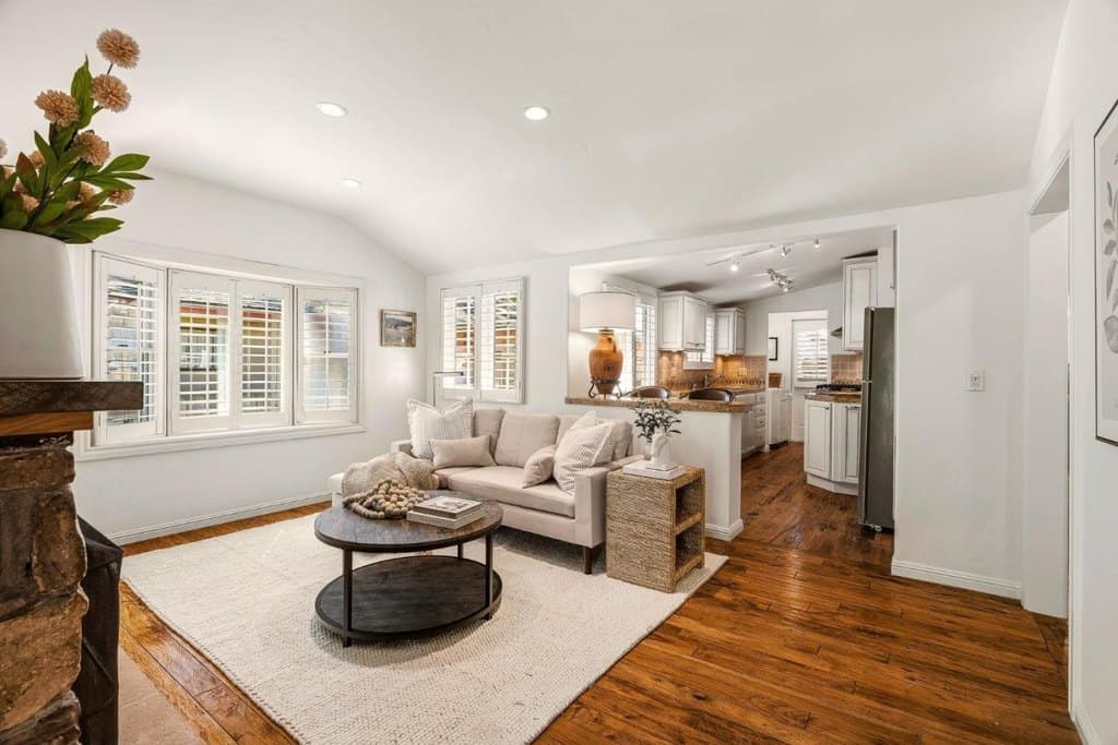 Santa Rita 2 Sw of 2nd, Carmel