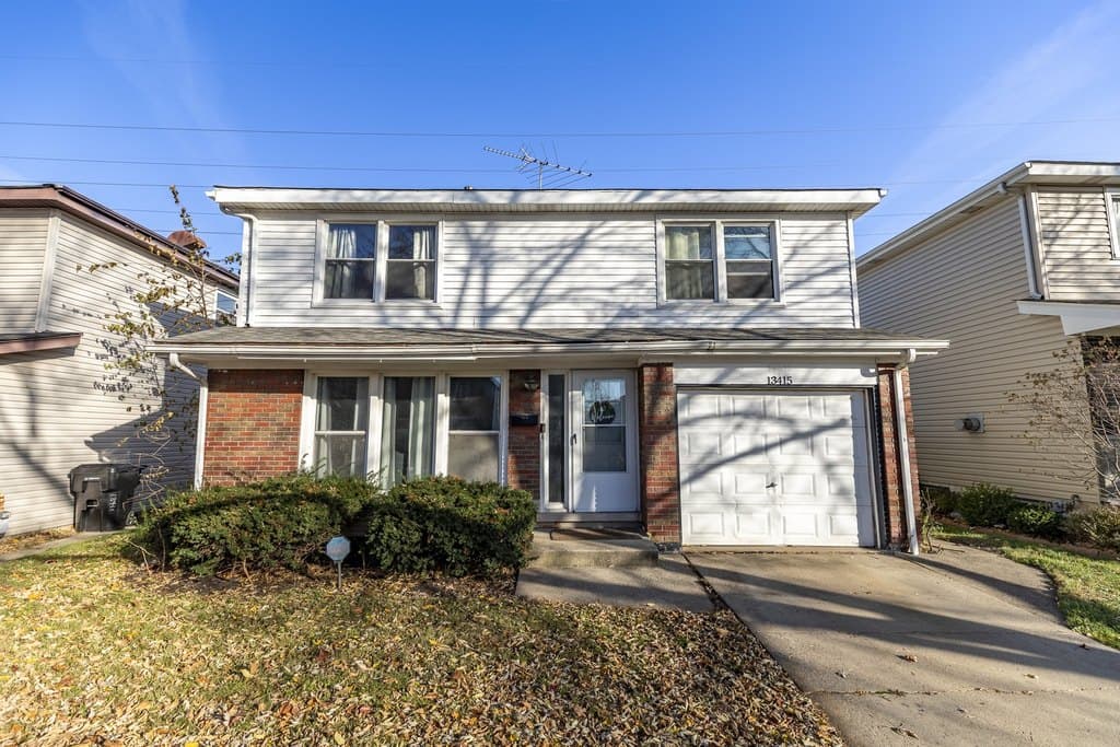 13415 S Mackinaw Ave