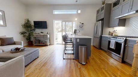 126 Princeton St Apt 3