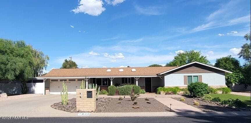 7803 N 12th Ave, Phoenix