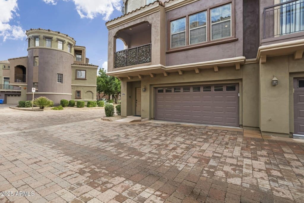 3935 E Rough Rider Rd Unit 1056