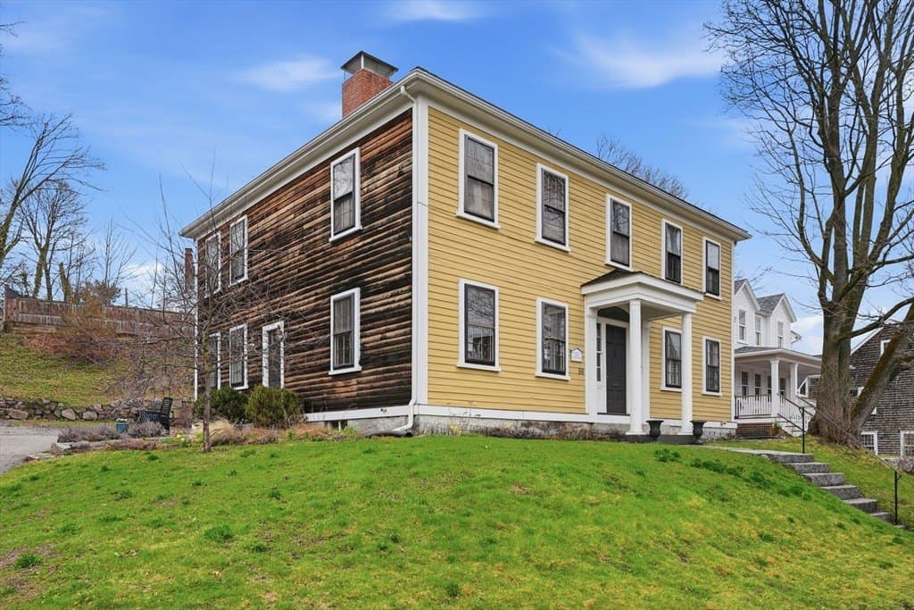 57 North St Unit 1, Hingham