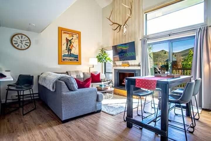 2233 Bonne Vie Condo Dr Unit 2233, Sun Valley