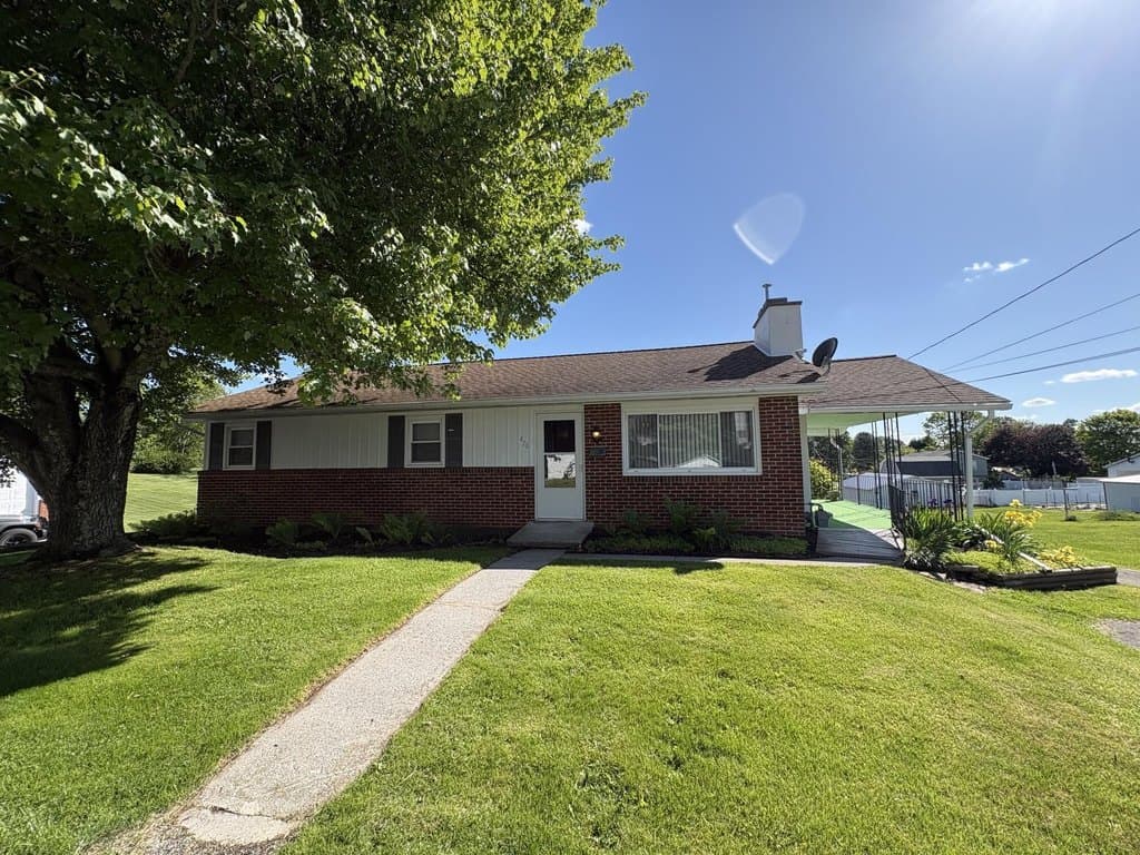 470 Baker St, Lewisburg