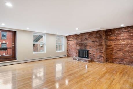 130 Fulton St Apt 16