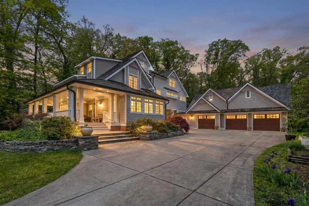 1041 Greentree Rd, Bloomfield Hills