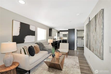 1533 18th Ave S Apt 5