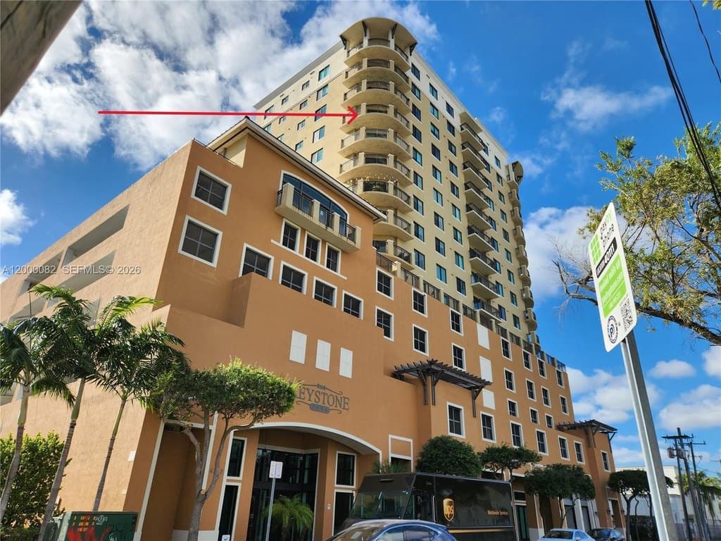 4242 NW 2nd St Apt 1202, Miami