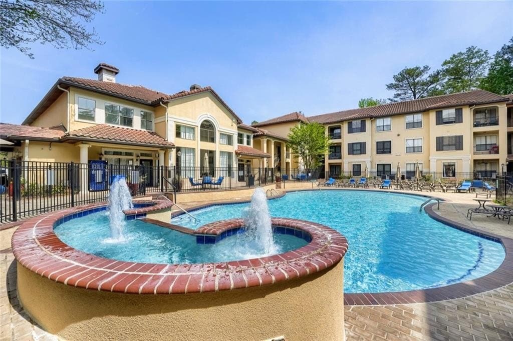 3777 Peachtree Rd NE Apt 1205, Brookhaven