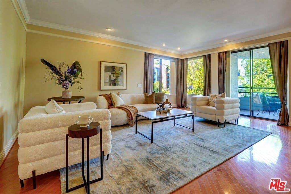 4752 Park Encino Ln Unit 212, Encino