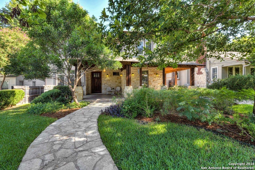 211 Inslee Ave, Alamo Heights