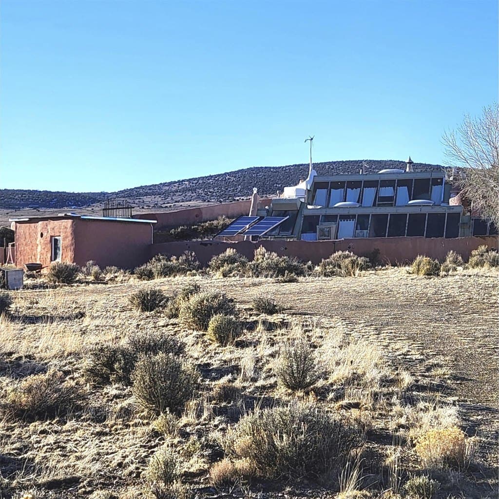 1 N Lemuria Rd, Taos