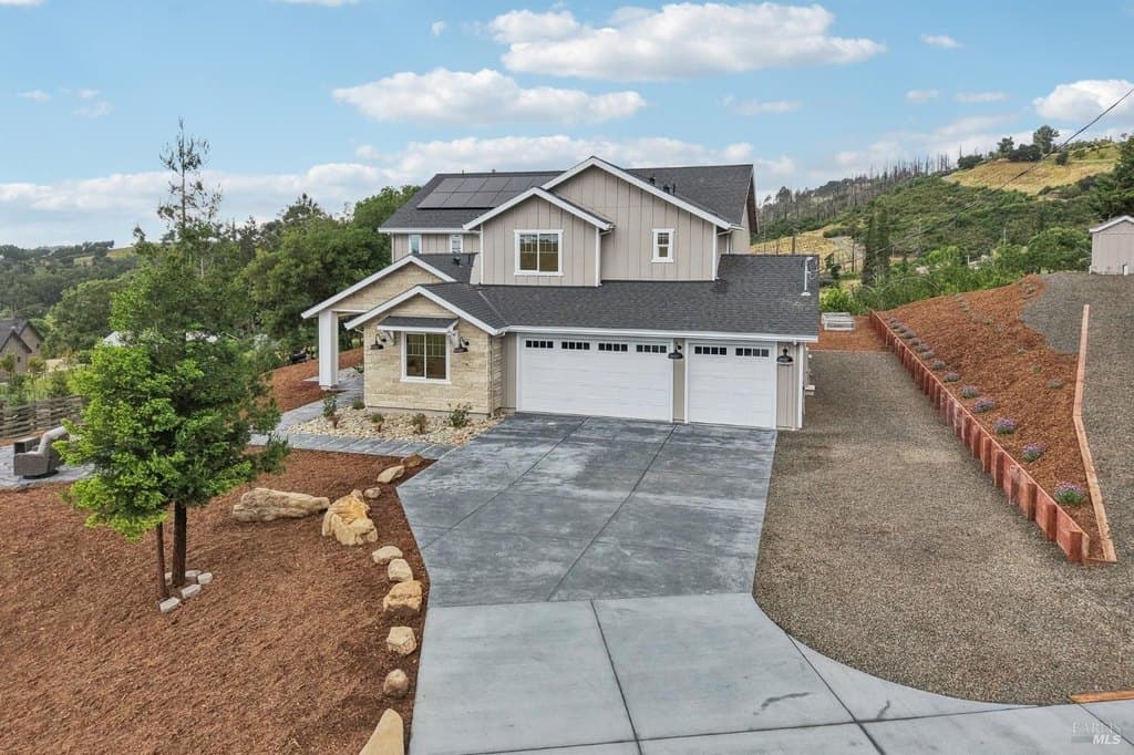 5663 Crystal Dr, Santa Rosa