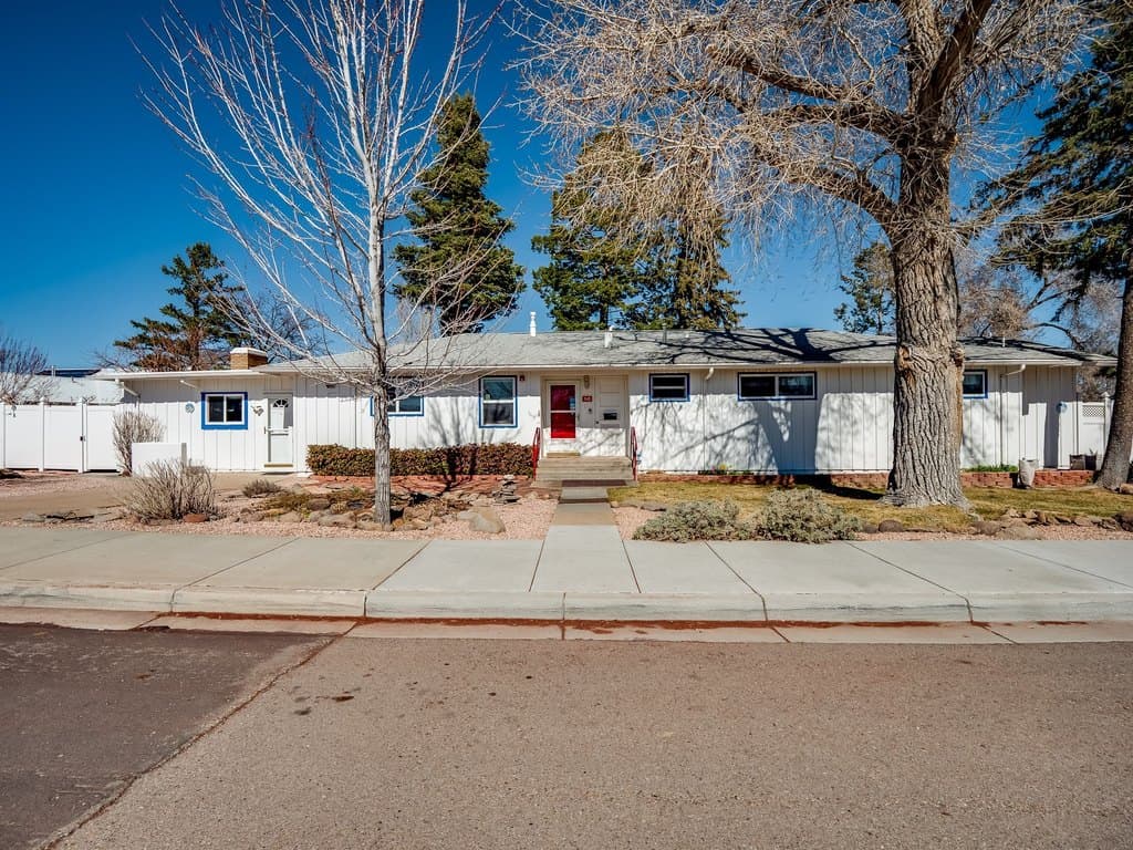 80 Canyon Rd, Los Alamos