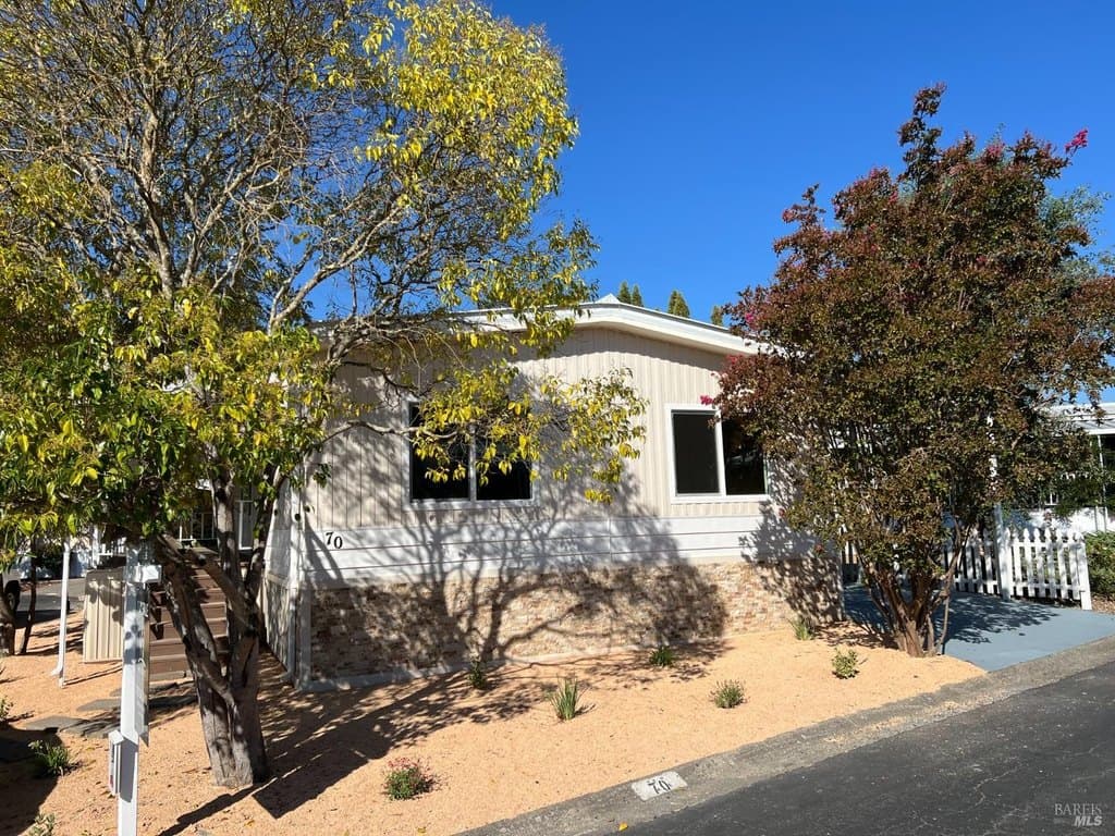 70 International Blvd, Sonoma