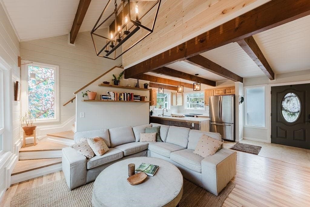 6734 Marguerite St, Juneau