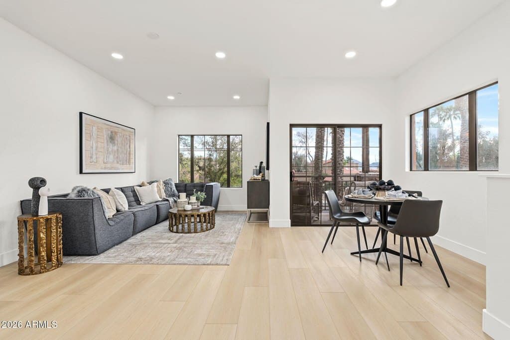 6940 E Cochise Rd Unit 1001, Paradise Valley