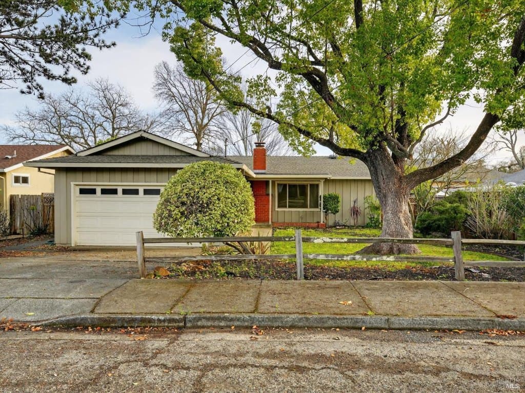 970 Madison Dr, Sonoma