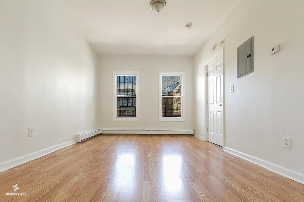 60 Dwight St, Jersey City