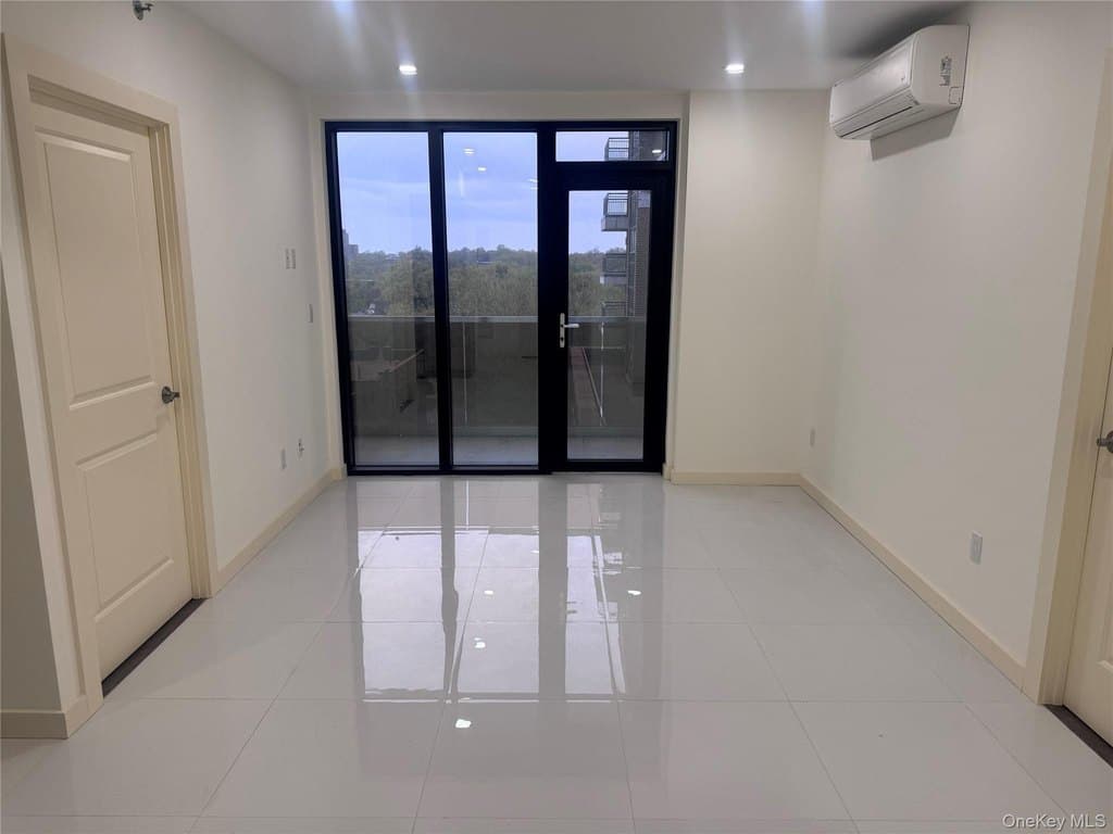 124-28 Queens Blvd Unit 10A