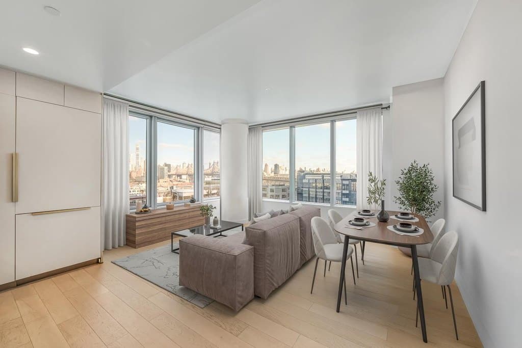 3 Court Sq Apt 902, Queens