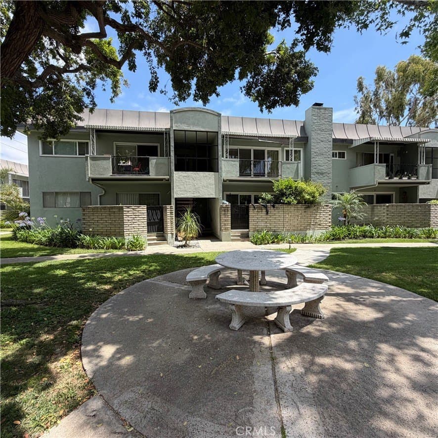 5180 E Atherton St, Long Beach