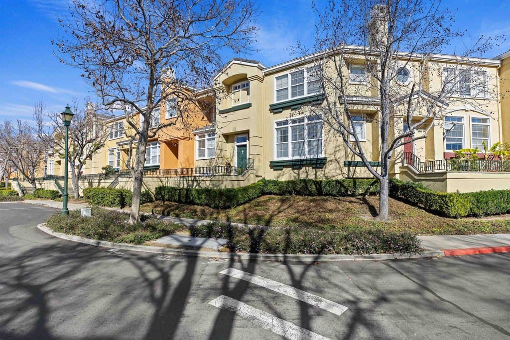 3567 Dayton Cmn, Fremont