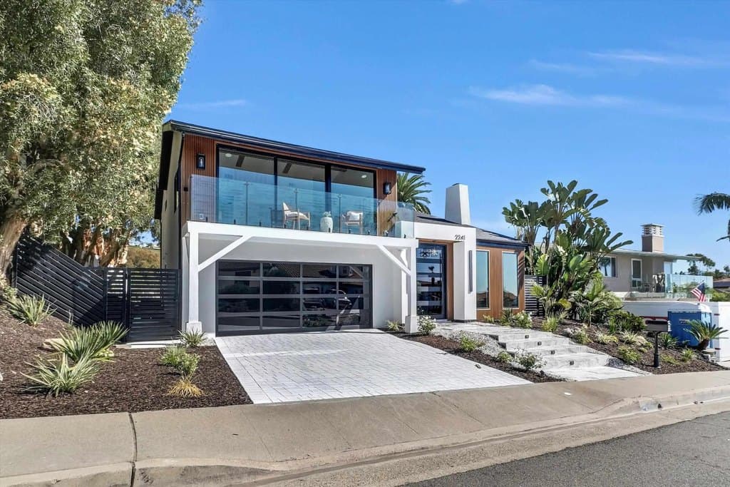 2241 Avenida Salvador, San Clemente