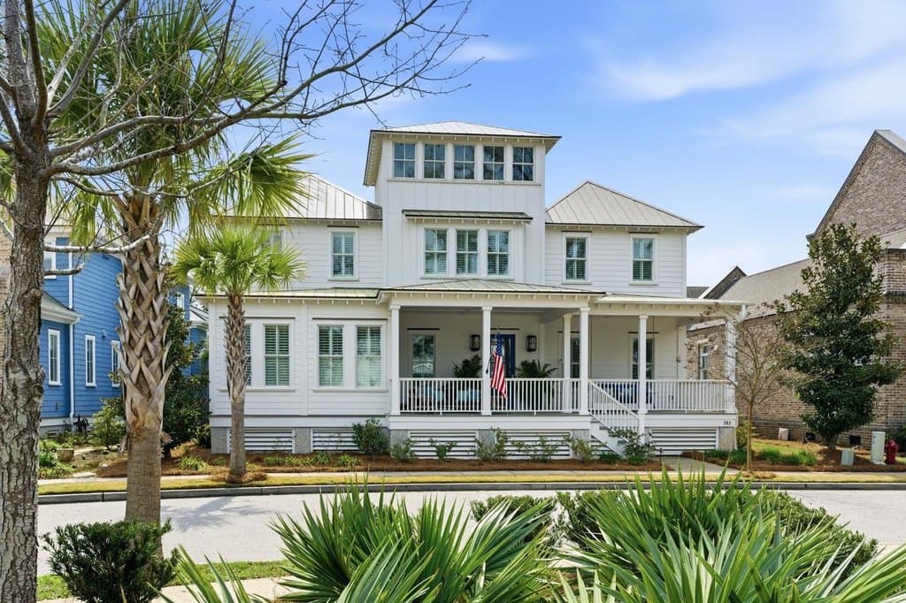 383 Bridgetown Pass, Mount Pleasant