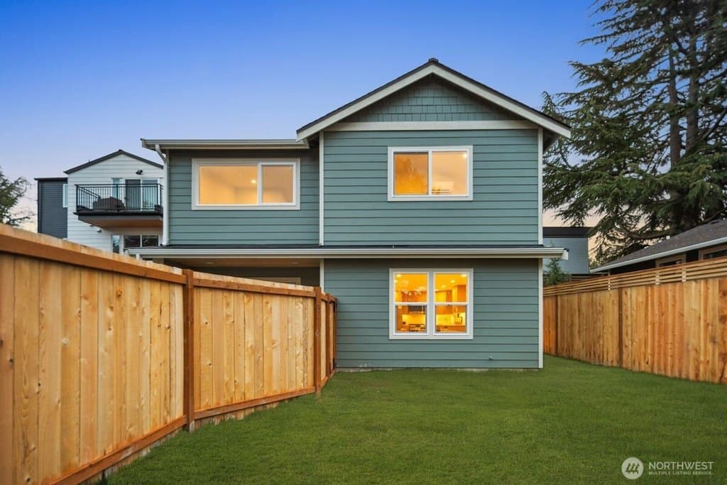 8508 1st Ave NE, Seattle