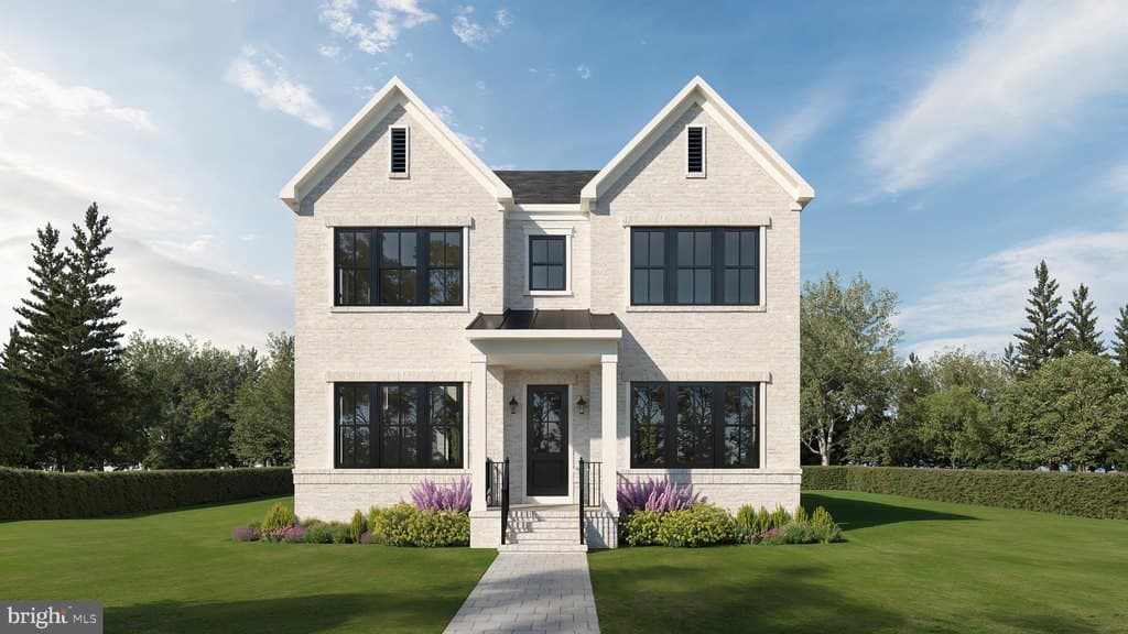 5704 26th St N, Arlington