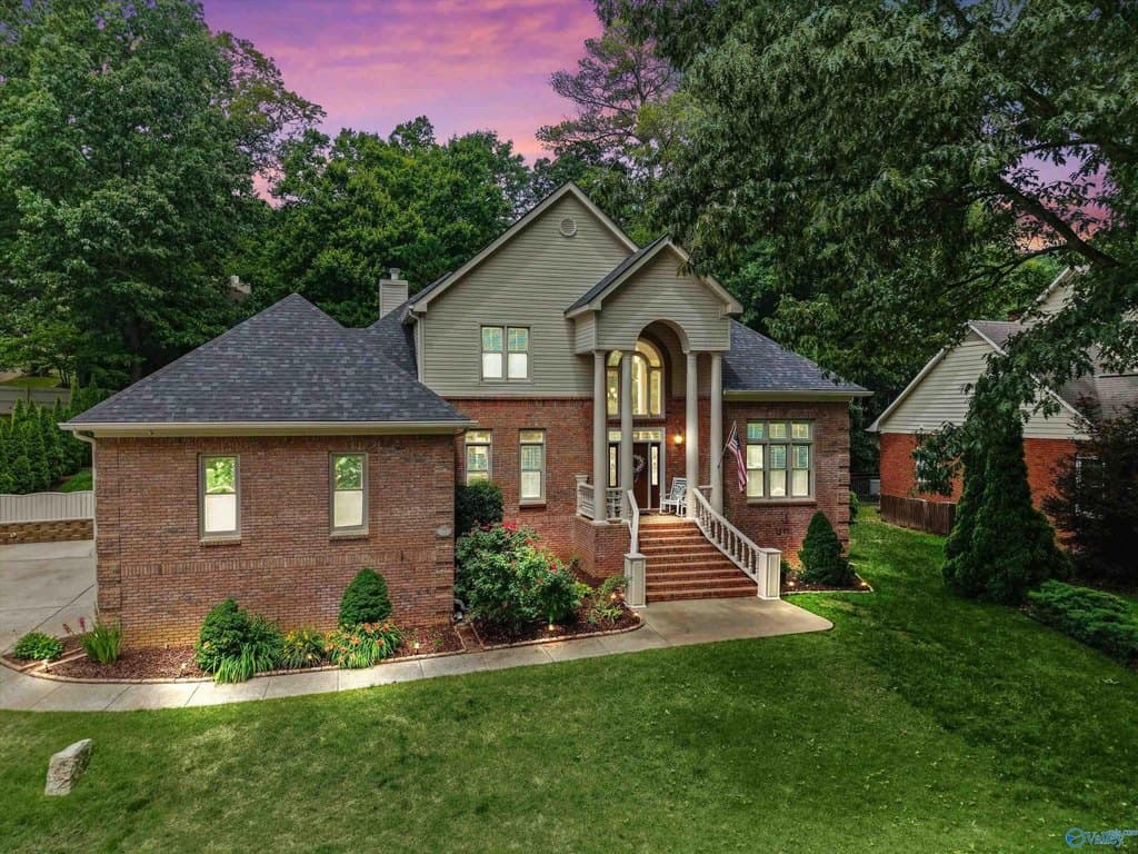 2734 Tammerack Ln SE, Huntsville