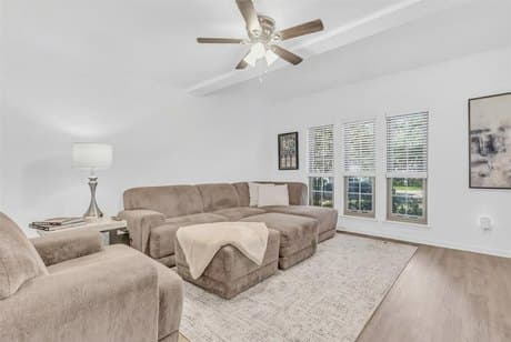 7616 Riverbrook Dr Unit 6