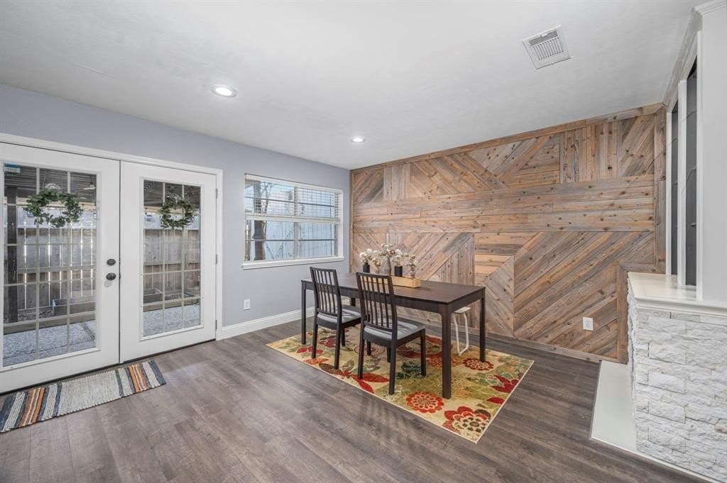 1371 Country Place Dr