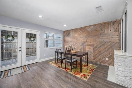 1371 Country Place Dr