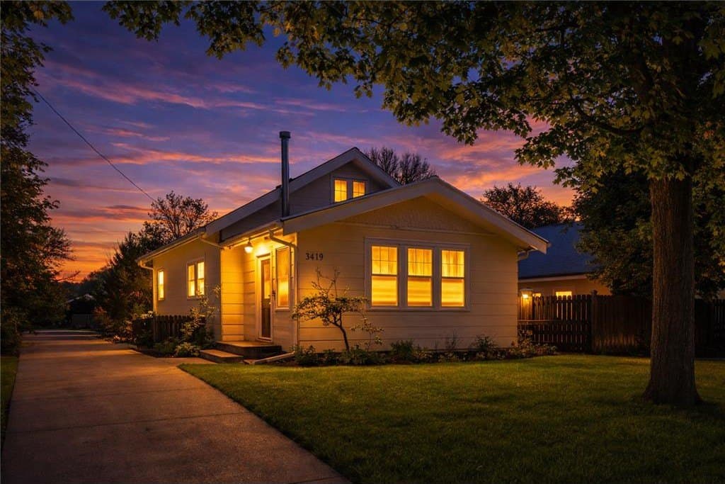 3452 Livingston Ave, Wayzata