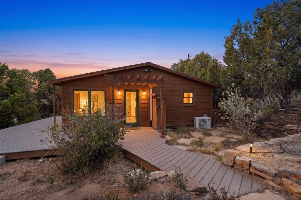 7342 Old Santa Fe Trl, Santa Fe