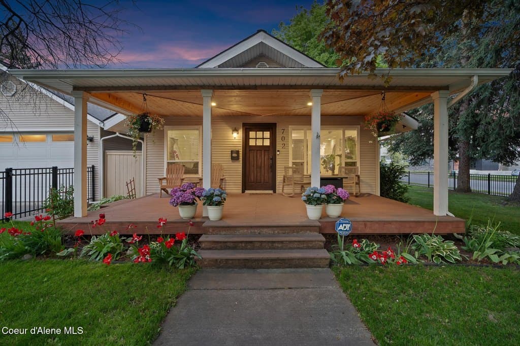 702 N Government Way, Coeur d'Alene