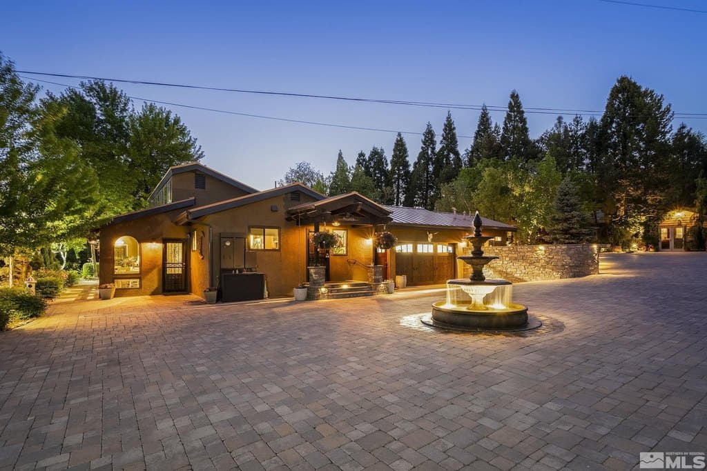 930 Spanish Springs Rd, Sparks