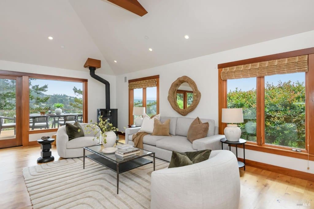 49 Woodside Ln, Mill Valley
