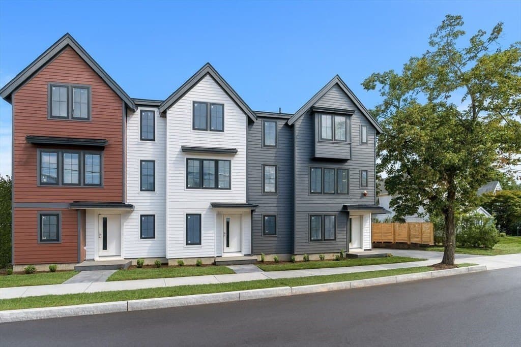 2 Elm St Unit 2, Newton