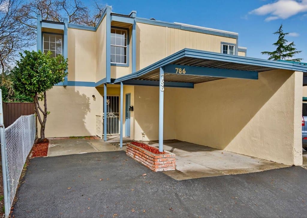 786 Simpson Pl, Santa Rosa