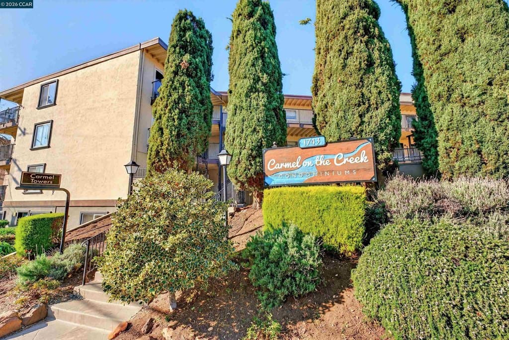 1743 Carmel Dr Apt 17, Walnut Creek