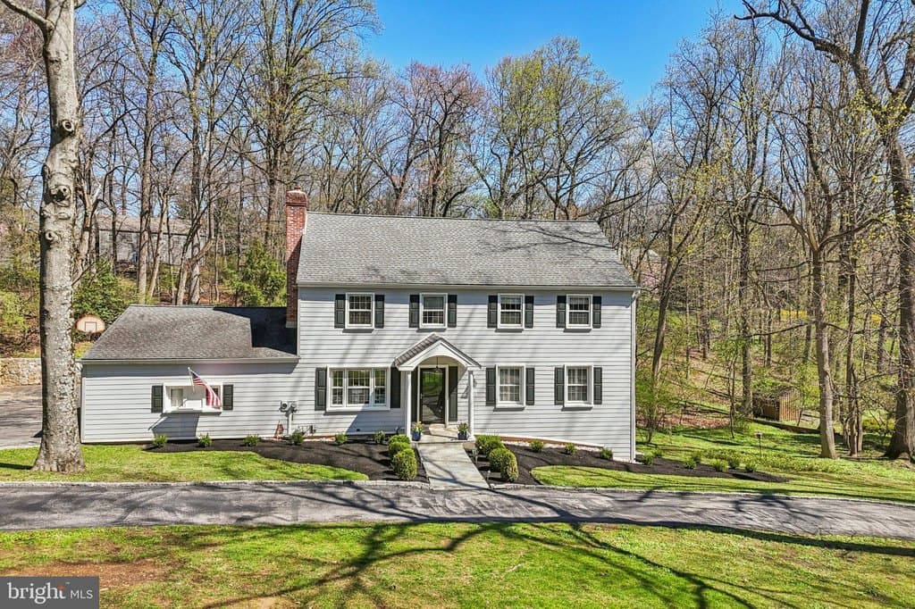 720 Pine Hill Rd, Wayne