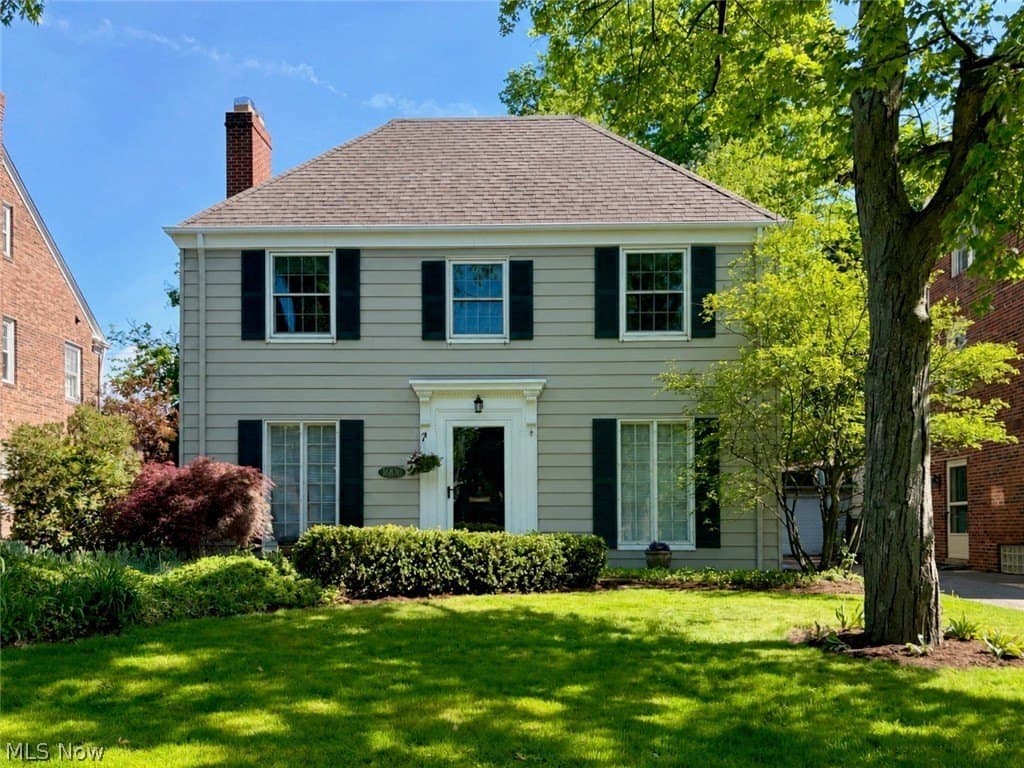16830 Holbrook Rd, Shaker Heights