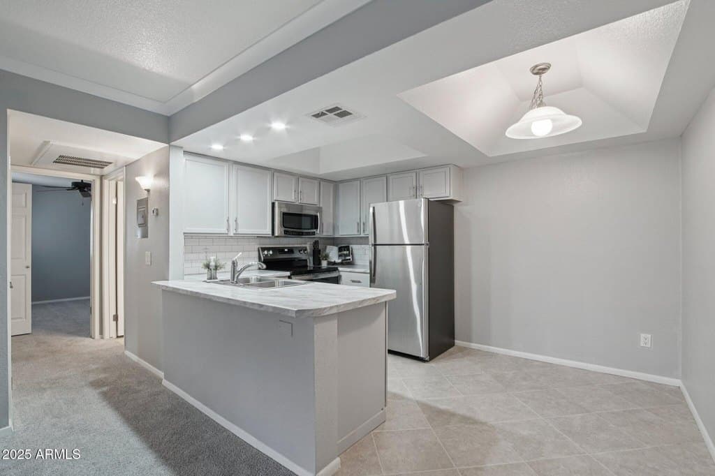 1720 E Thunderbird Rd Unit 2024