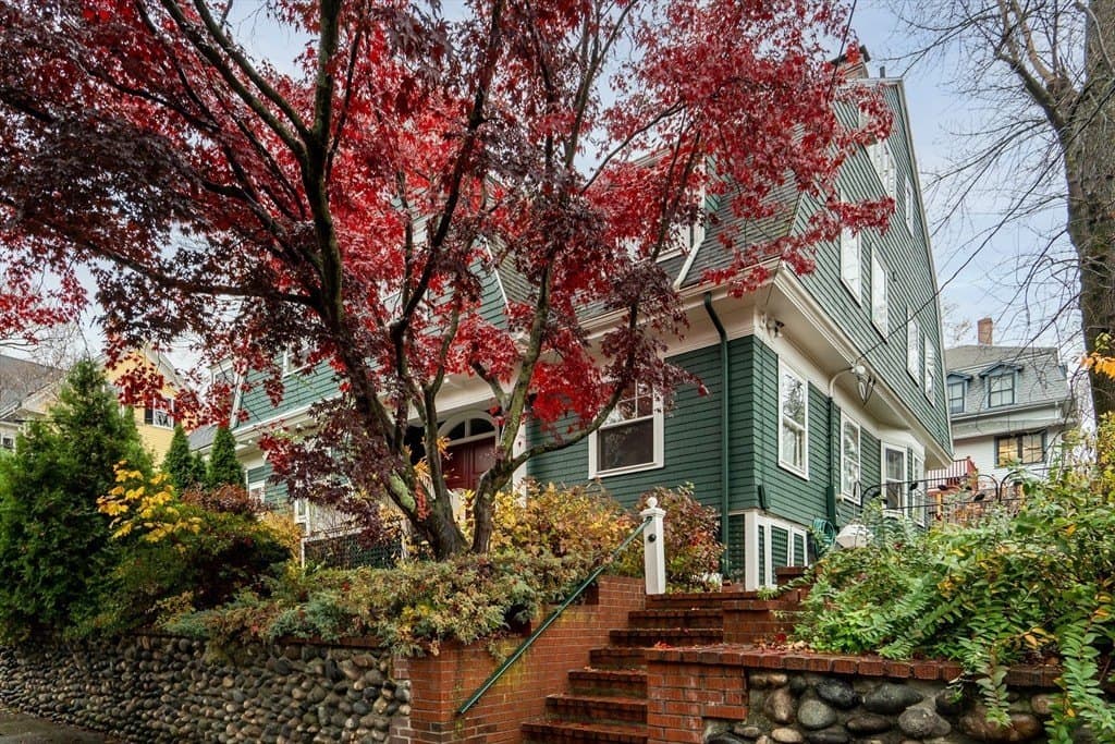 86 Avon Hill St, Cambridge