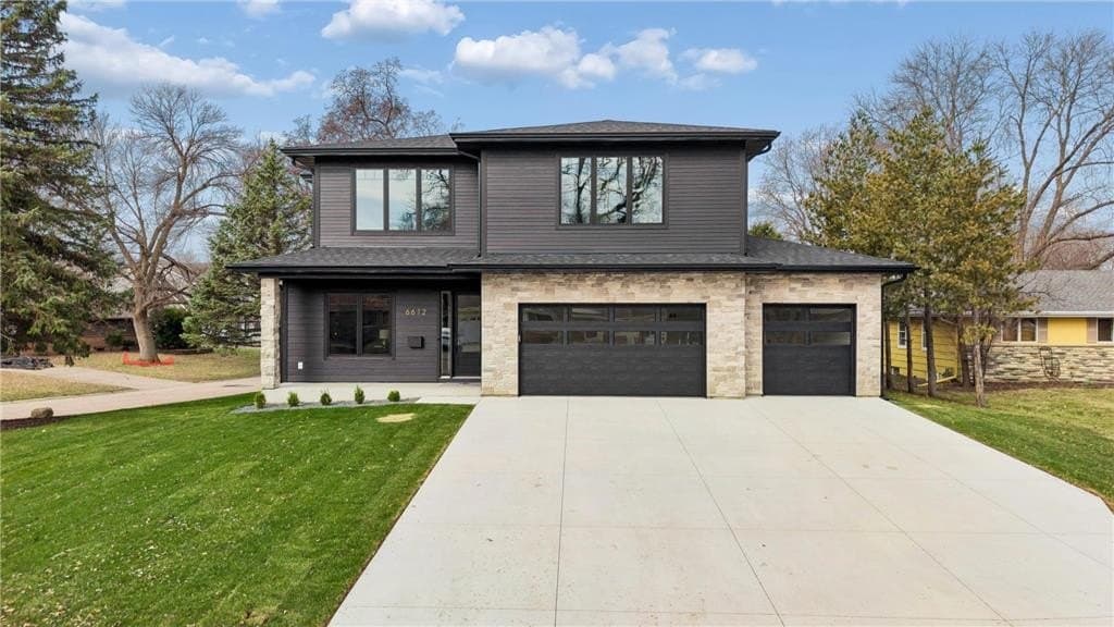 6612 Warren Ave S, Edina