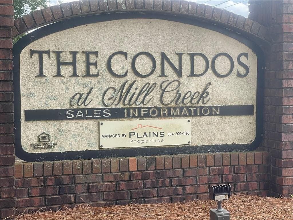 3297 S College St Apt A104, Auburn